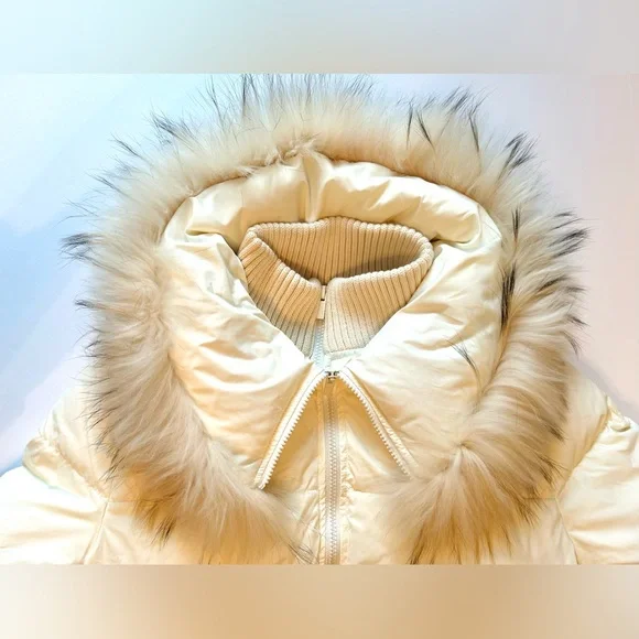 BCBG Maxazria Cream Puffer Down Bomber Style Jacket with Raccoon Fur Collar - Picture 2 of 12